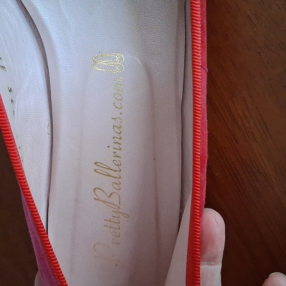 Pretty Ballerinas Red Suede Ballet Flats Leather Made In Spain sz 37 (US 6.5M) - Picture 4 of 9